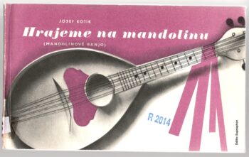 HRAJEME NA MANDOLINU
